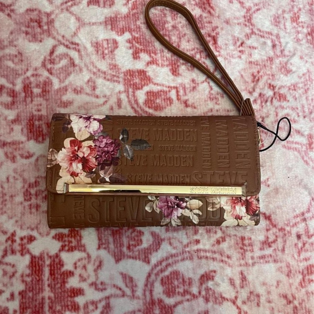 Steve Madden brown floral print wallet with wrist strap